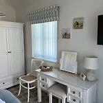 Seashell Cove, The Bay, 2 Bedrooms With Ensuites, Parking For 2 Cars, 2 Dogs Welcome Hébergement de vacances Filey