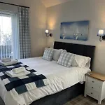 Seashell Cove, The Bay, 2 Bedrooms With Ensuites, Parking For 2 Cars, 2 Dogs Welcome Hébergement de vacances Filey