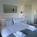 Hébergement de vacances Seashell Cove, The Bay, 2 Bedrooms With Ensuites, Parking For 2 Cars, 2 Dogs Welcome Filey