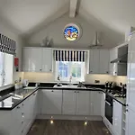 Seashell Cove, The Bay, 2 Bedrooms With Ensuites, Parking For 2 Cars, 2 Dogs Welcome Filey