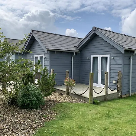 Seashell Cove At The Bay Filey, Sleeps 4-6, 2 Dogs Welcome For Free Tatil Evi *