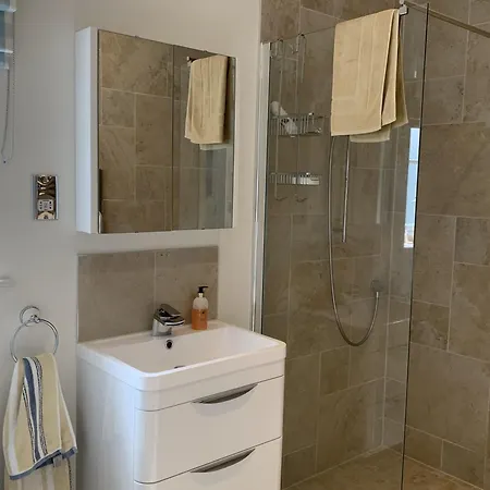 Seashell Cove At The Bay Filey, Sleeps 4-6, 2 Dogs Welcome For Free Filey