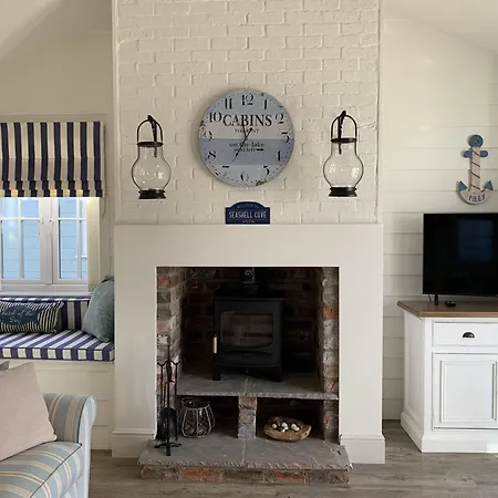 Seashell Cove At The Bay Filey, Sleeps 4-6, 2 Dogs Welcome For Free * Filey