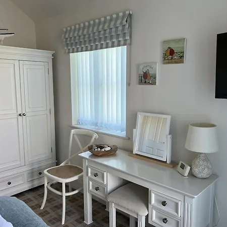 Seashell Cove At The Bay Filey, Sleeps 4-6, 2 Dogs Welcome For Free Tatil Evi Filey