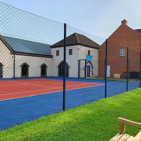 بيت للعطل Seashell Cove, The Bay, 2 Bedrooms With Ensuites, Parking For 2 Cars, 2 Dogs Welcome Filey